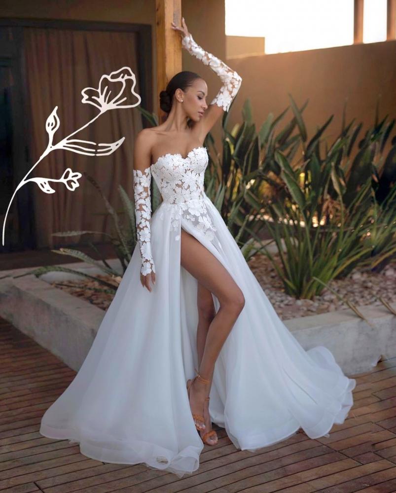 Eira Wedding Dress by Designer: Natalia Romanova